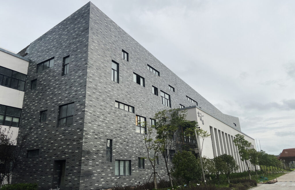 Development and application of new exterior wall insulation board material插图