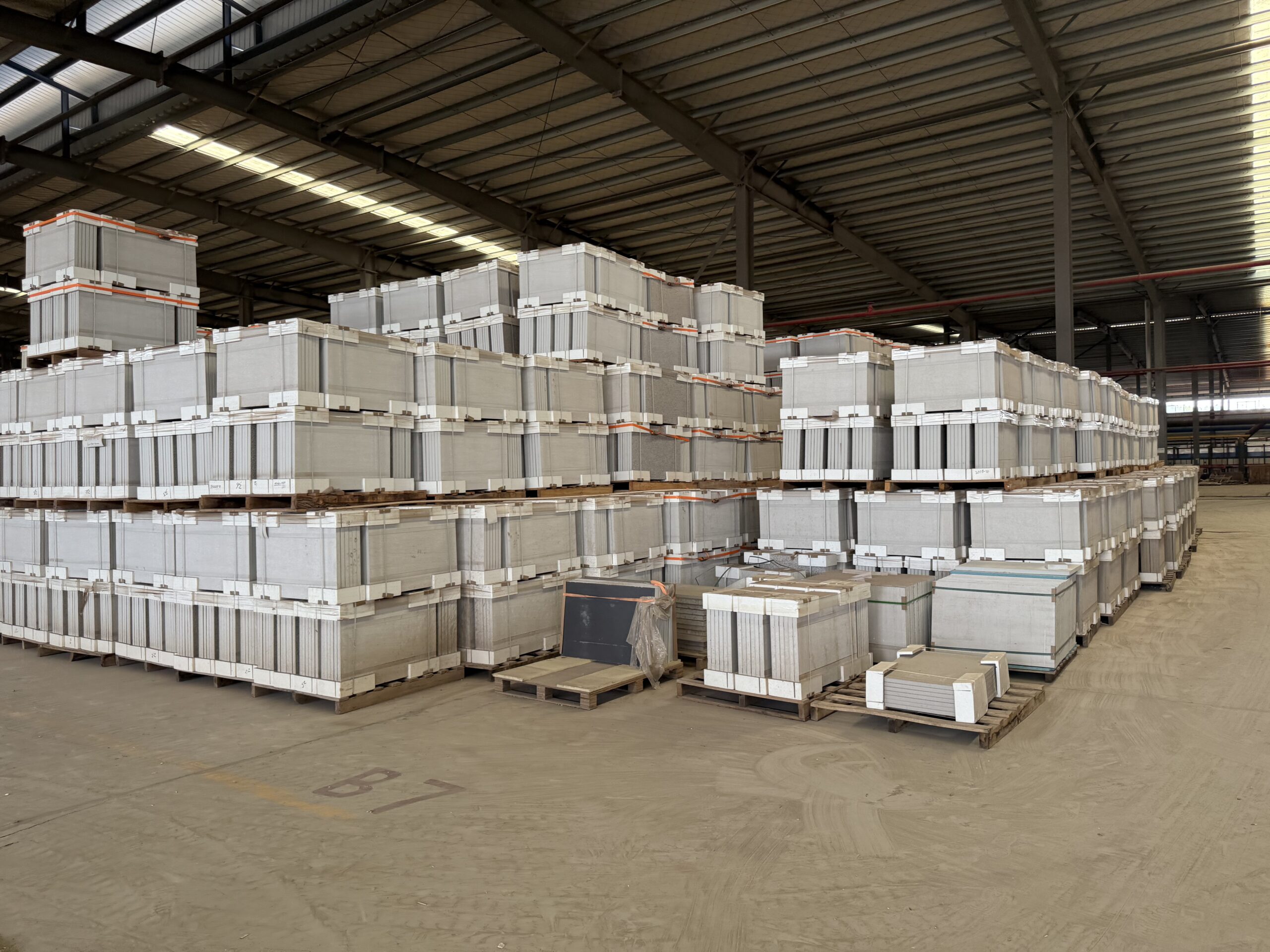 A Visitor’s Day at Our Ceramic Insulation Board Factory: Bridging Innovation and Collaboration插图